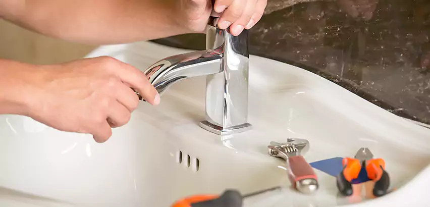 Bathtub Faucet Replacement in Berea